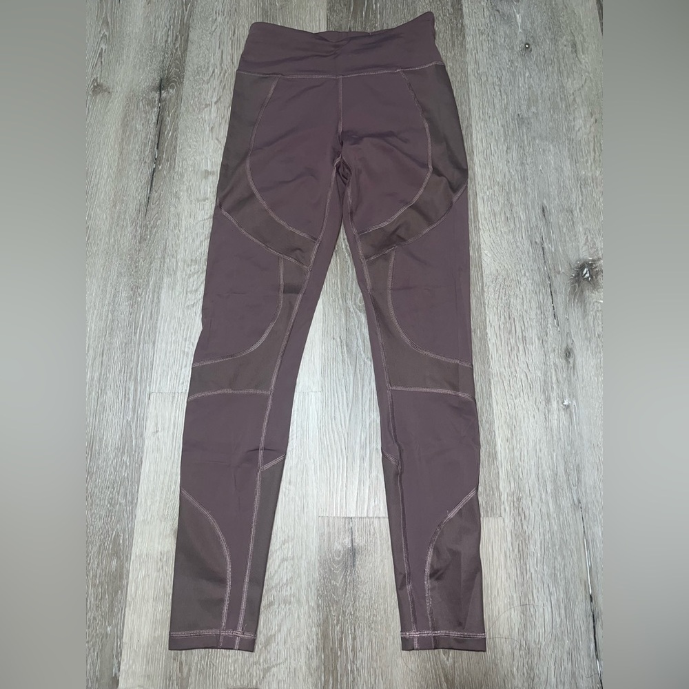 Lululemon City Core Tight *28" - Picture 4 of 5